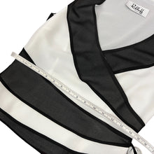Load image into Gallery viewer, Sleeveless Black and White Womens Blouse