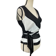 Load image into Gallery viewer, Sleeveless Black and White Womens Blouse