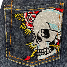 Load image into Gallery viewer, Skull Pockets Type Low Rise Flare Women Jeans Size: 27