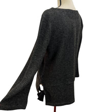 Load image into Gallery viewer, Gray Oversized Pullover Sweater with Bow Accents Size Medium