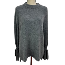 Load image into Gallery viewer, Gray Wool Blend Pullover Women's Sweater Size Small
