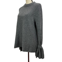 Load image into Gallery viewer, Gray Wool Blend Pullover Women's Sweater Size Small