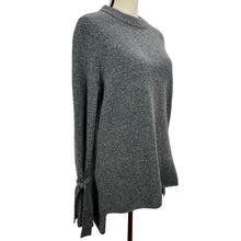Load image into Gallery viewer, Gray Wool Blend Pullover Women's Sweater Size Small