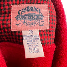 Load image into Gallery viewer, Cambridge Country Store Red Wool Vest Size Small