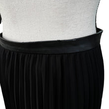 Load image into Gallery viewer, Black Chiffon Pleated Women Skirt Faux Leather Size 8