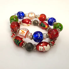 Load image into Gallery viewer, Vintage Christmas Lamp Work Glass & Bead Stretch Bracelets 7.5"