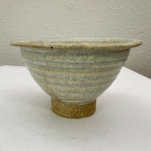 Load image into Gallery viewer, Small Studio Pottery Bowl Signed