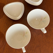 Load image into Gallery viewer, Mid Century Atomic Tea Set