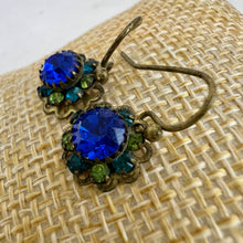Load image into Gallery viewer, Vintage Kitsch Blue and Green Cluster Prong Set Stones Flower Earrings