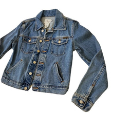 Load image into Gallery viewer, Vtg Calvin Klein Cropped Denim Jacket Size Medium