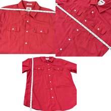 Load image into Gallery viewer, Levi's Red Standard Fit Short Sleeve Button-Up Shirt Size M