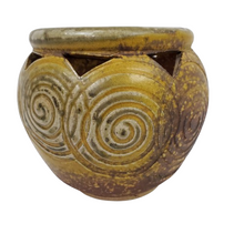 Load image into Gallery viewer, Vintage Studio Pottery Planter with Makers Mark 4.25"x5"