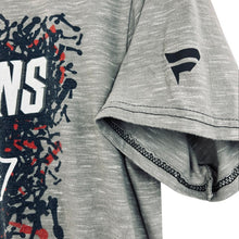 Load image into Gallery viewer, Patriots NFL Super Bowl Champions T-Shirt Size Medium