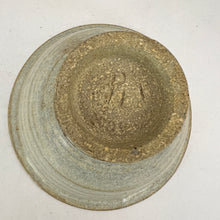 Load image into Gallery viewer, Small Studio Pottery Bowl Signed