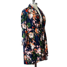 Load image into Gallery viewer, Women Long Sleeve Blue Flower Robe Size 2