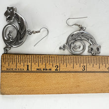 Load image into Gallery viewer, Vintage Gecko Silver Metal Earrings