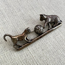 Load image into Gallery viewer, Vintage Sterling Silver Patina Cats Playing with Yarn Brooch