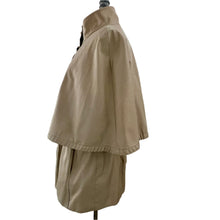 Load image into Gallery viewer, Khaki Trench Cape Jacket Size Medium