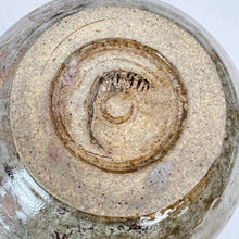 Load image into Gallery viewer, Small Vintage Studio Pottery Bowl Signed