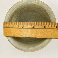 Load image into Gallery viewer, Small Studio Pottery Bowl Signed
