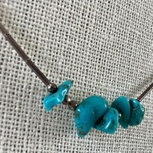 Load image into Gallery viewer, Vintage Turquoise Liquid Silver Womens Necklace 16"