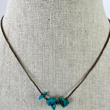Load image into Gallery viewer, Vintage Turquoise Liquid Silver Womens Necklace 16"