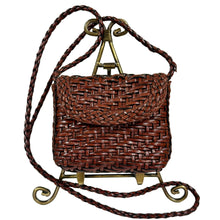 Load image into Gallery viewer, 1970s Woven Leather Crossbody Belt Bag