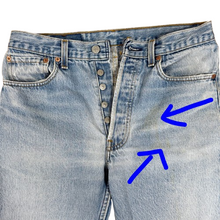 Load image into Gallery viewer, VTG 90s Levi's 501 Button Fly Jeans 30