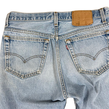 Load image into Gallery viewer, VTG 90s Levi's 501 Button Fly Jeans 30