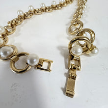Load image into Gallery viewer, Vintage Gold-Tone Link & Faux Pearl Collar 16"