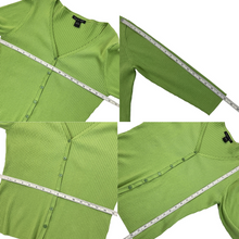 Load image into Gallery viewer, Vintage August Silk Green Long Sleeves Top Size Large