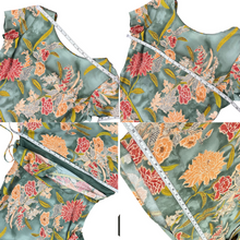 Load image into Gallery viewer, Sheri Martin New York Casual Floral Dress Short Sleeves Size 12"