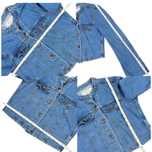 Load image into Gallery viewer, Y2K Cropped Denim Jacket Size Small