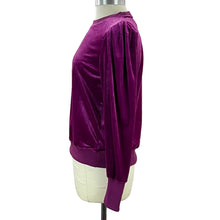 Load image into Gallery viewer, Magenta Velour Pleat Shoulder Sweater Size Small