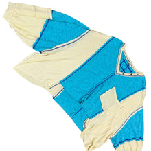 Load image into Gallery viewer, POL Relaxed Fit V-Neck Top Size Small