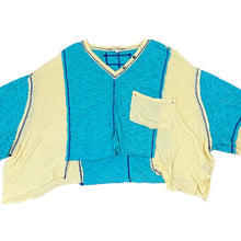 Load image into Gallery viewer, POL Relaxed Fit V-Neck Top Size Small