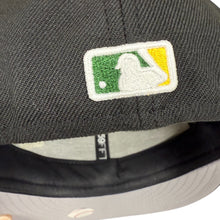 Load image into Gallery viewer, New Era 59FIFTY Oakland A's Black Elephant Logo Fitted Hat Size 7 1/4 MLB Genuine Merchandise