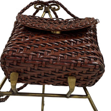 Load image into Gallery viewer, 1970s Woven Leather Crossbody Belt Bag