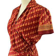 Load image into Gallery viewer, 90s Vintage 2pcs Wrap Top Skirt Set 100% Silk Size 4