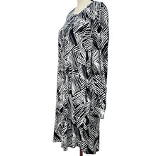 Load image into Gallery viewer, Trina Turk 100% Silk Rayon Vintage Dress