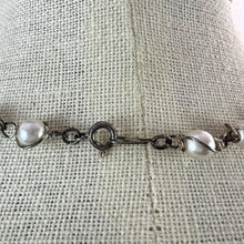 Load image into Gallery viewer, VTG Faux Pearl Silver Link Collar Necklace 16"