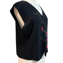 Load image into Gallery viewer, 90s Embroidered Pink Blossoms Black Knit Vest Large