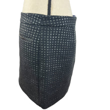 Load image into Gallery viewer, Gap Black Checkered Mini Skirt Size 6