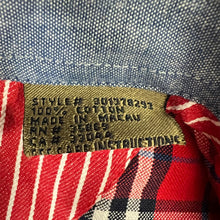 Load image into Gallery viewer, Roper 100% Cotton Red Plaid Button-Up Shirt Size Medium