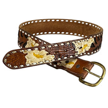 Load image into Gallery viewer, Vintage Tooled Leather Belt with Flowers Size Medium