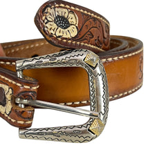 Load image into Gallery viewer, Vintage Tooled Leather Belt with Flowers Size 32