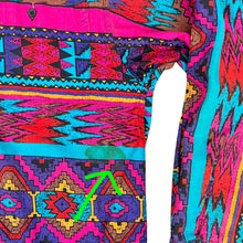 Load image into Gallery viewer, Vintage Wrangler Aztec Button Up Shirt Size Medium