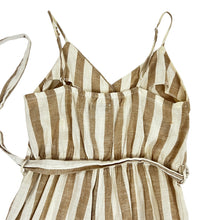 Load image into Gallery viewer, Kensie Linen Blend Jumper Size Small