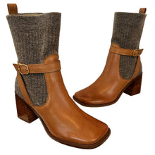Load image into Gallery viewer, Sam Edelman Women's Brown Winnie Flare Heel Ankle Boots Size 7