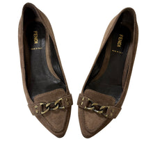 Load image into Gallery viewer, Vintage Fendi Taupe Suede Pointed toe Loafer Flats Size 7